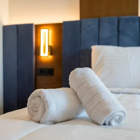 Kares With Private Pool By Estia