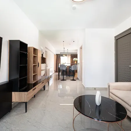 Kares With Private Pool By Estia