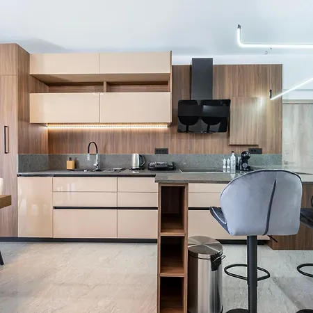 Kares With Private Pool By Estia ヴィラ コス・タウン