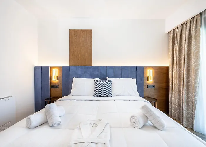 别墅 Kares With Private Pool By Estia *