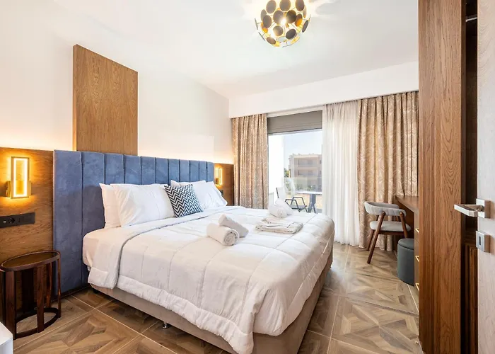 Kares With Private Pool By Estia * 科斯镇