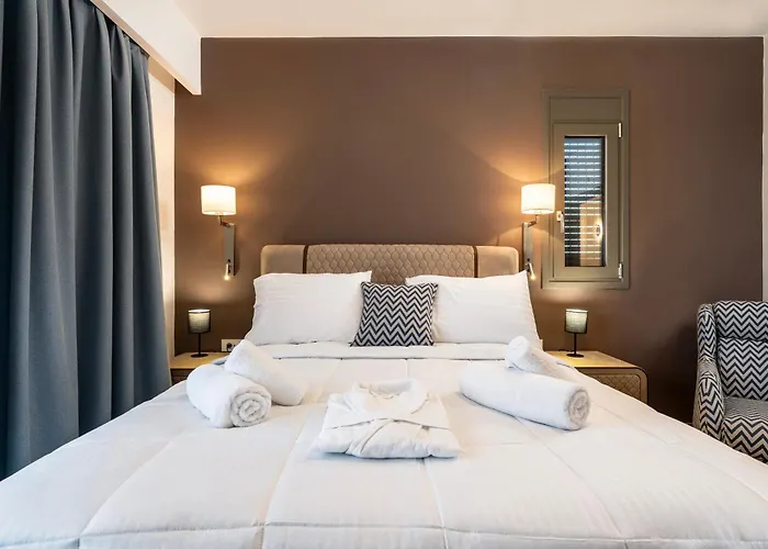 Kares With Private Pool By Estia Vila *