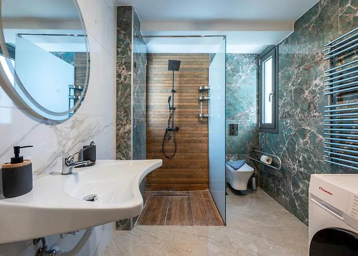 Kares With Private Pool By Estia