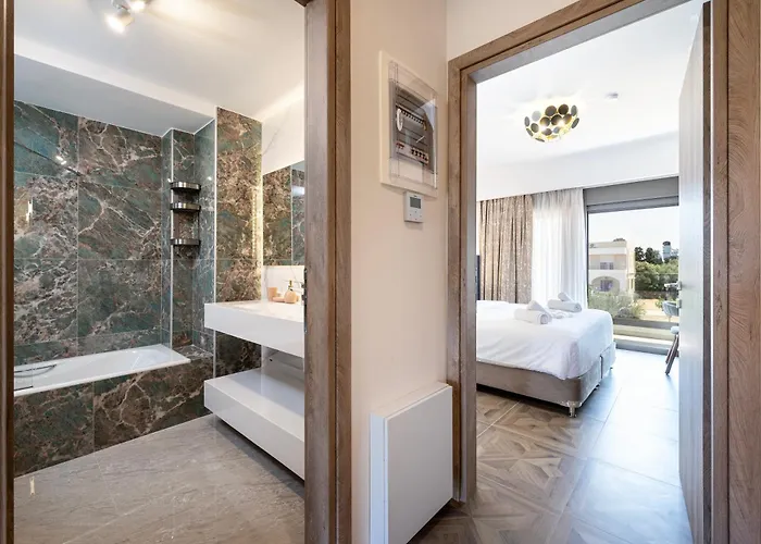 Kares With Private Pool By Estia 科斯镇