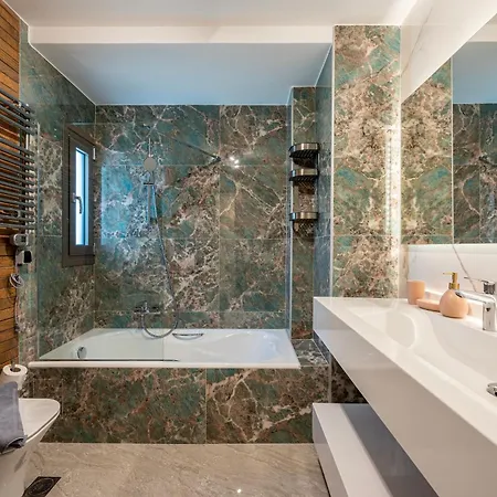 Kares With Private Pool By Estia * İstanköy