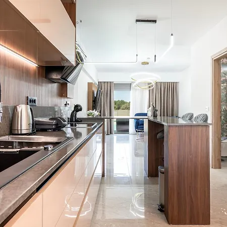 Kares With Private Pool By Estia İstanköy