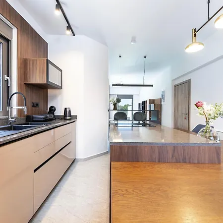 Kares With Private Pool By Estia Villa